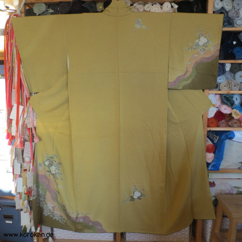 schwerer Seiden Chirimen Crepe Homongi Kimono - senf mit oliv