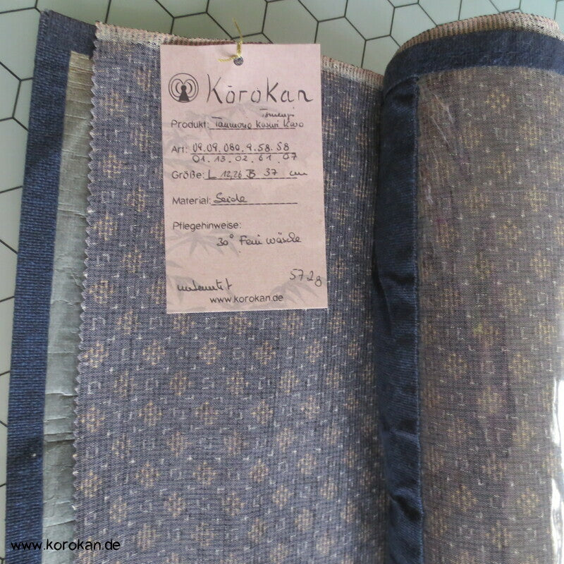 Tanmono Kimono Stoffrolle Tsumugi Seide Kasuri Karo