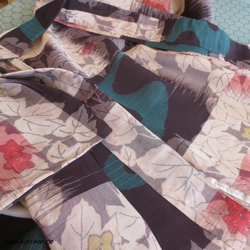 wilde Kasuri Ahornblätter Hitoe Kimono