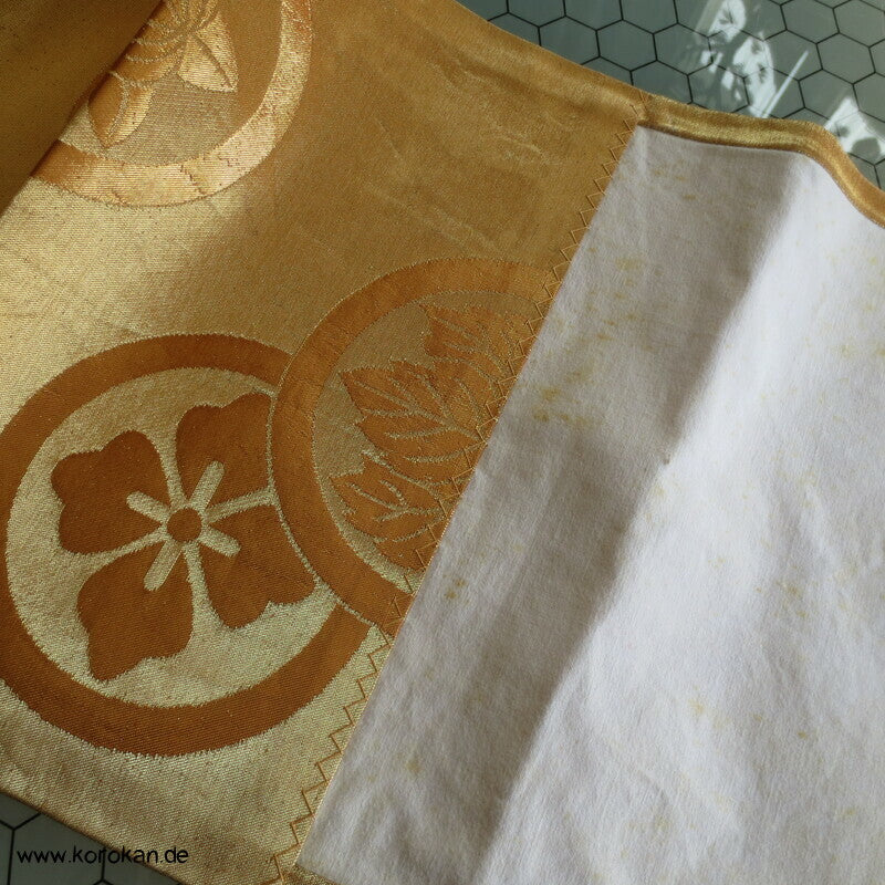 messing Mon auf gold Chuya Fukuro Obi