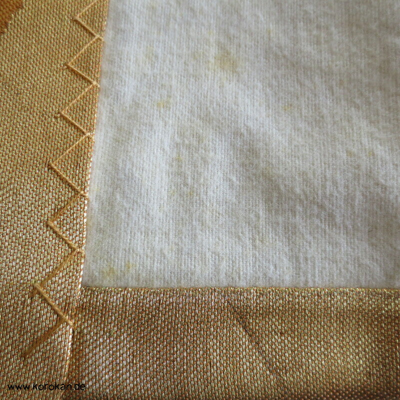 messing Mon auf gold Chuya Fukuro Obi