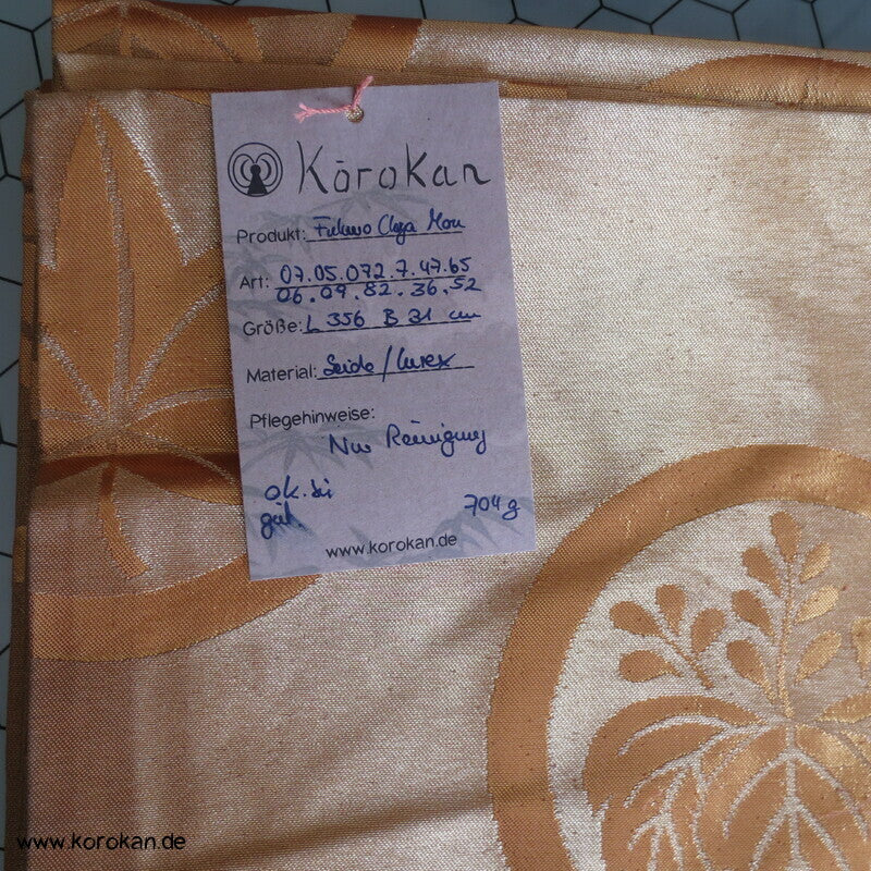 messing Mon auf gold Chuya Fukuro Obi