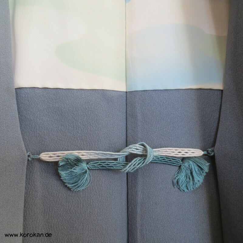 graue Haori Kimono Jacke aus Seide mit Kiefernnadelmuster