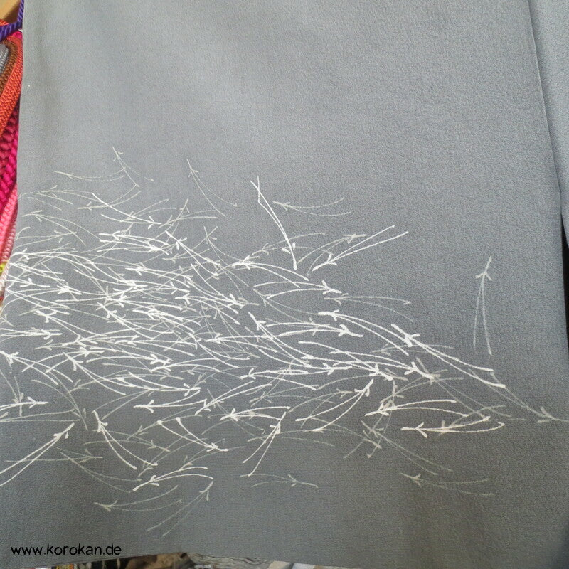 graue Haori Kimono Jacke aus Seide mit Kiefernnadelmuster