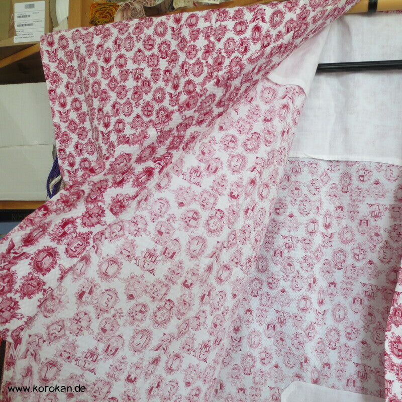Nemaki Schlaf Kimono, Wappendruck rot