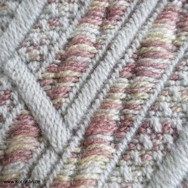 japanischer Kimono Schal aus feiner Wolle (?) mit Häkelei