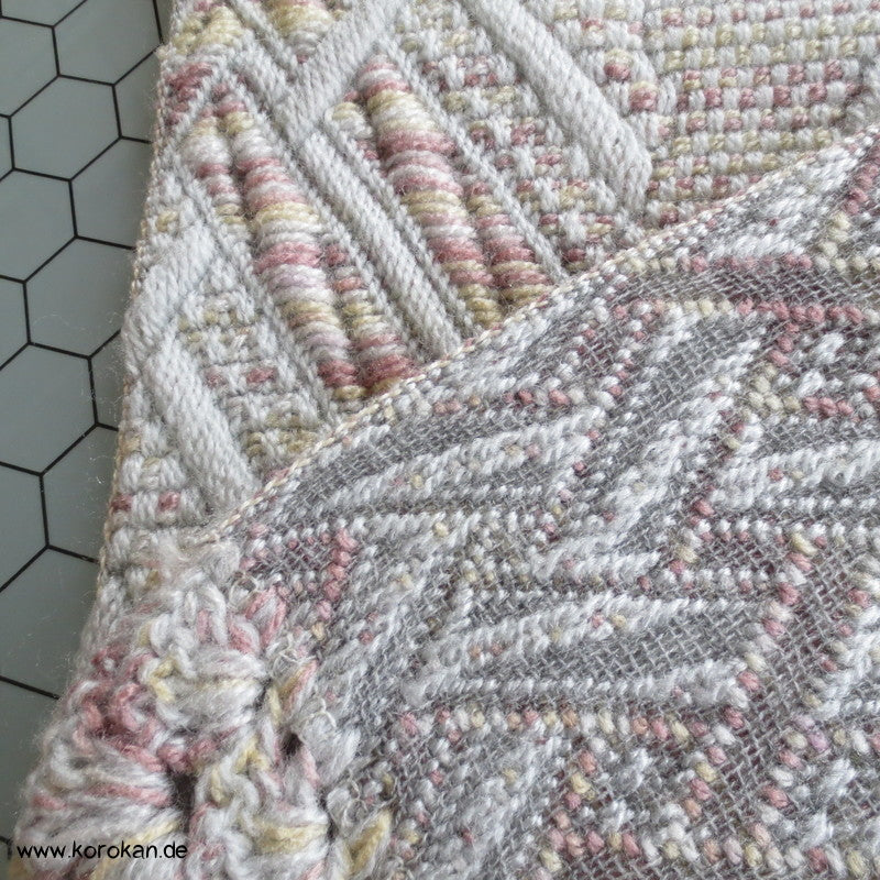 japanischer Kimono Schal aus feiner Wolle (?) mit Häkelei