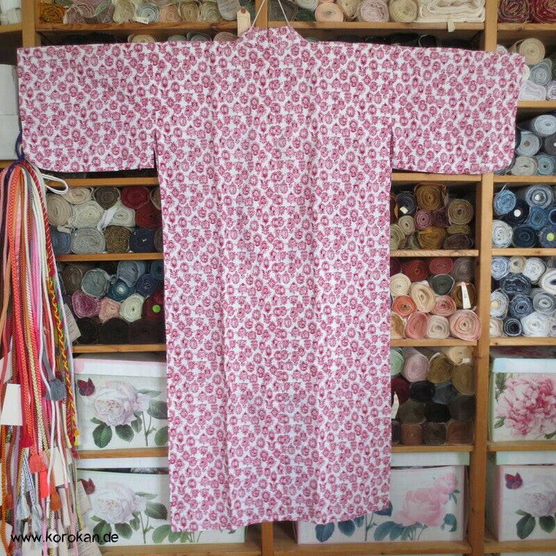 Nemaki Schlaf Kimono, Wappendruck rot
