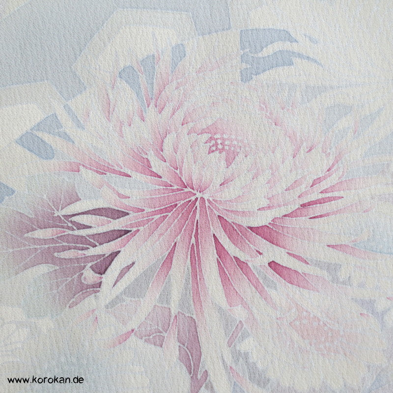 Chrysanthemensträuße, zartfarbig Kimono Seidendamast Stoffrolle