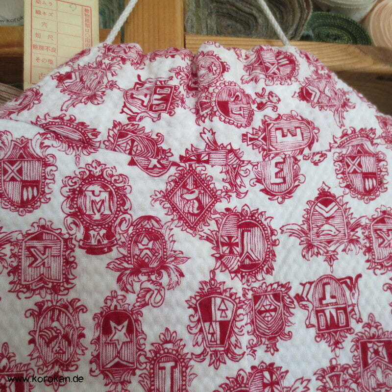 Nemaki Schlaf Kimono, Wappendruck rot