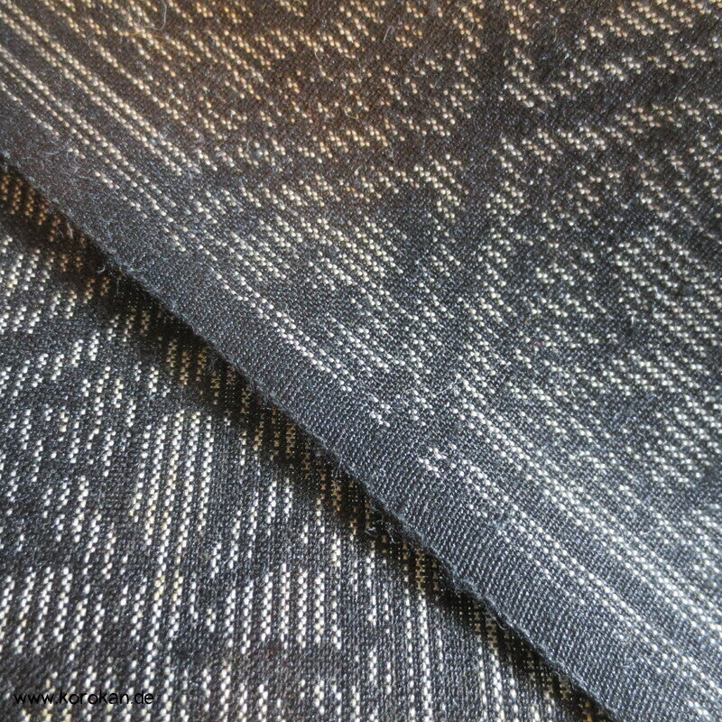 Tanmono Kimono und Haori Stoffrolle Tsumugi Seide Kasuri komplexes Kikko