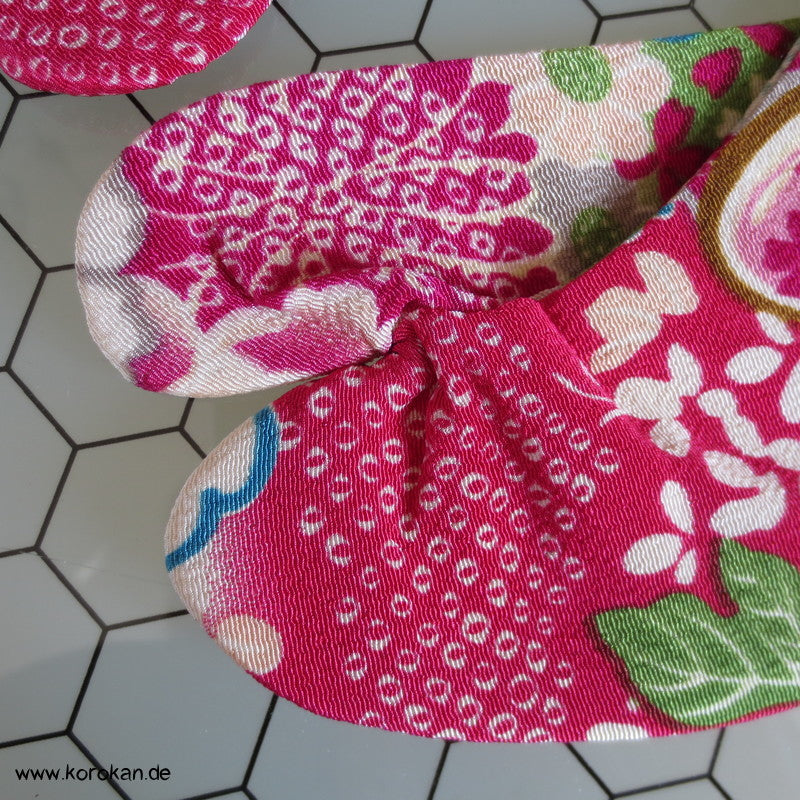 quietschbunte Tabi Socken mit 4 Haken, Gr. 37/38