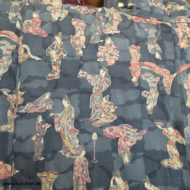 spielende Geishas Druck Tsumugiseiden Kimono
