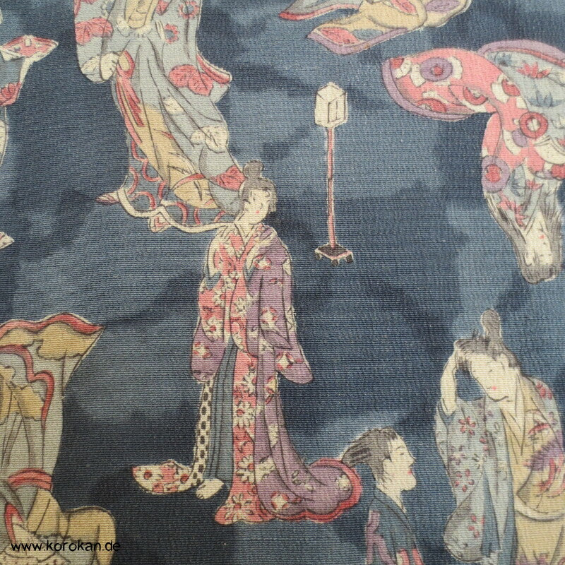 spielende Geishas Druck Tsumugiseiden Kimono