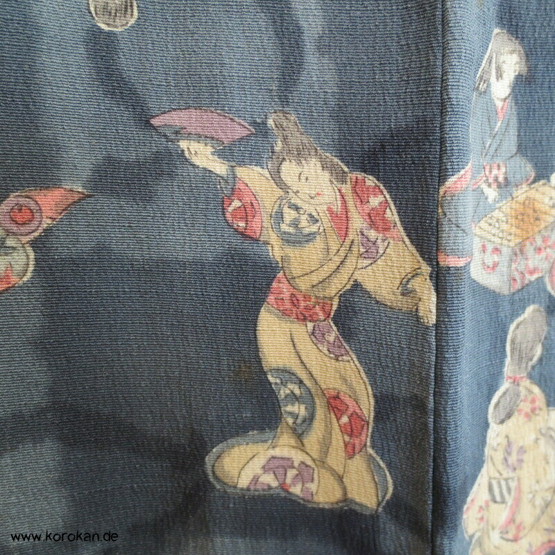 spielende Geishas Druck Tsumugiseiden Kimono