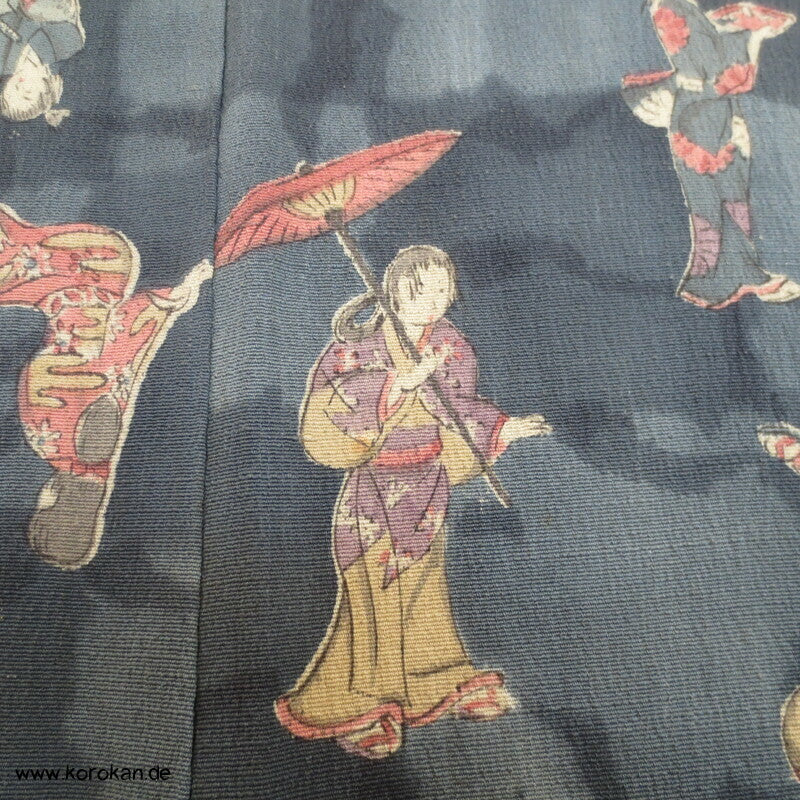 spielende Geishas Druck Tsumugiseiden Kimono