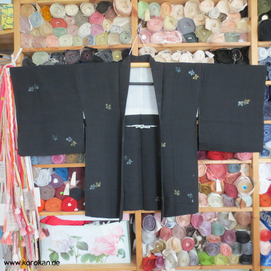 japanische Haori Kimono Jacke schwarzer Seidenbrokat Urushi Blätter