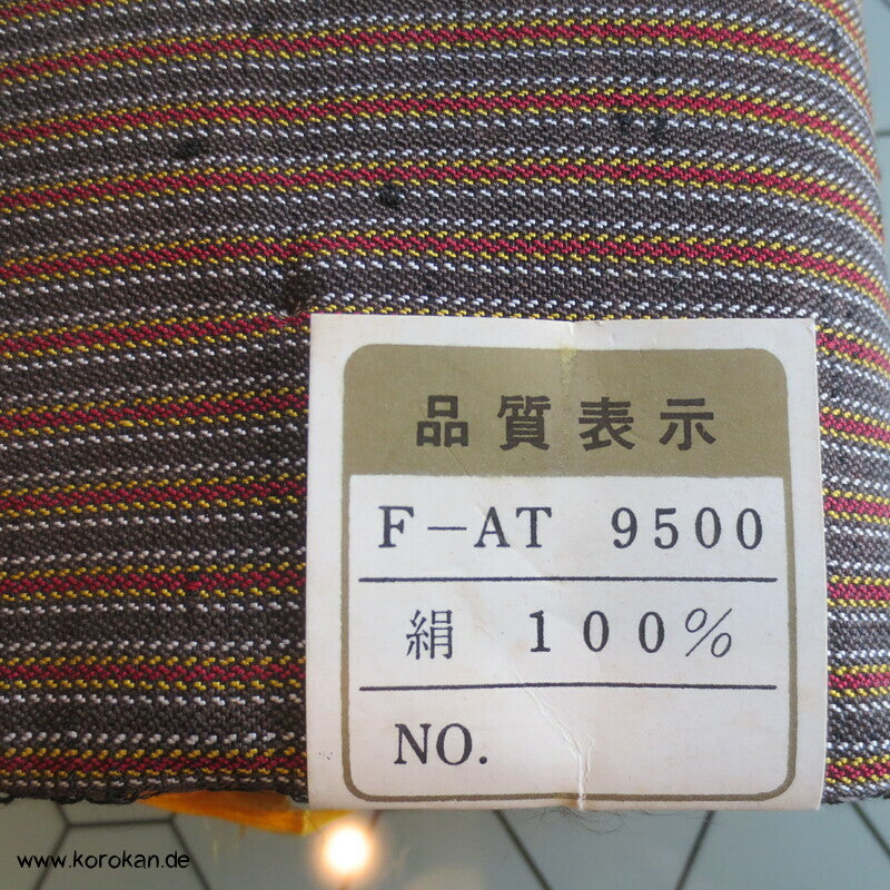 Tanmono Kimono Hakama Stoffrolle bunte Seidenstreifen