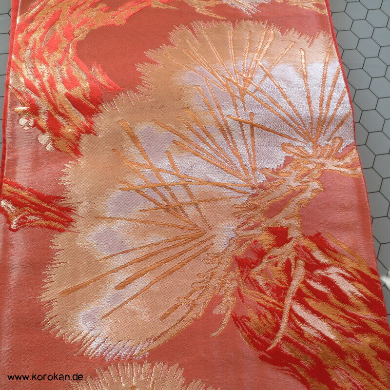 stilisierte Pinien Fukuro Obi Seidenbrokat Kimonogürtel