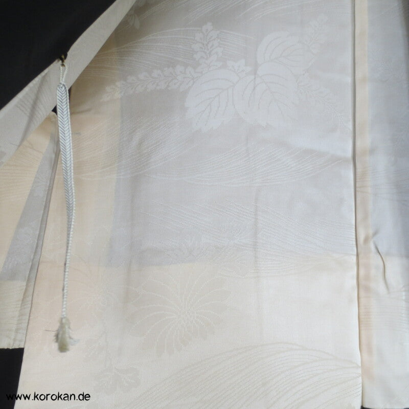 Haori - Kimono Jacke, schwarz mit roten Urushizweigen
