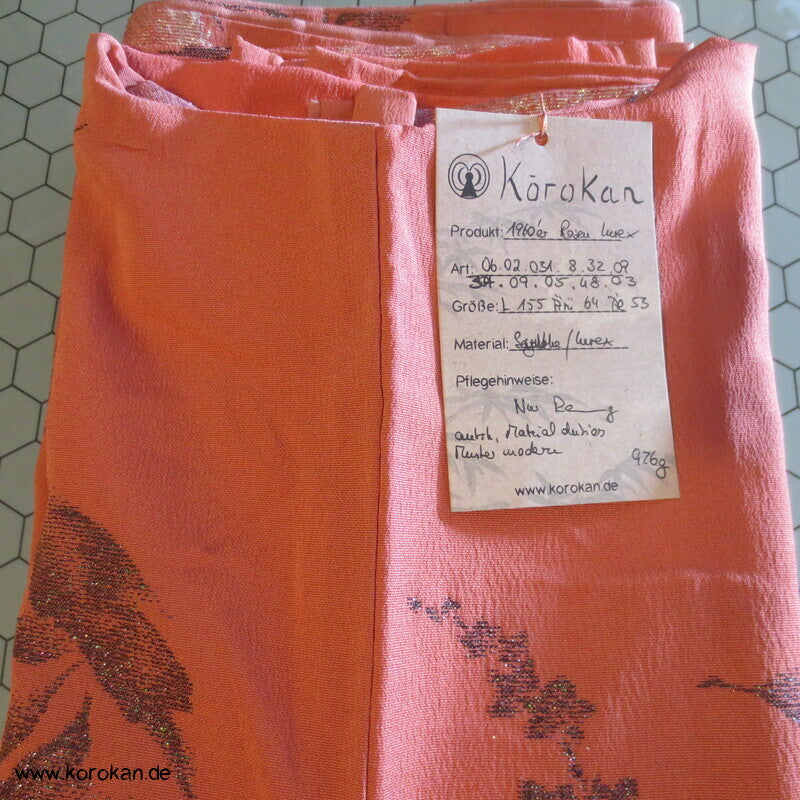 glitzernde Rosen auf altlachs Seidenjacquard 1960'er Komon Kimono