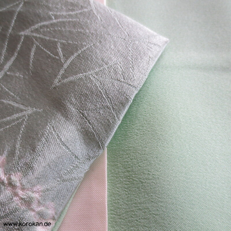 Ahornblätter Shibori Seiden Komon Kimono