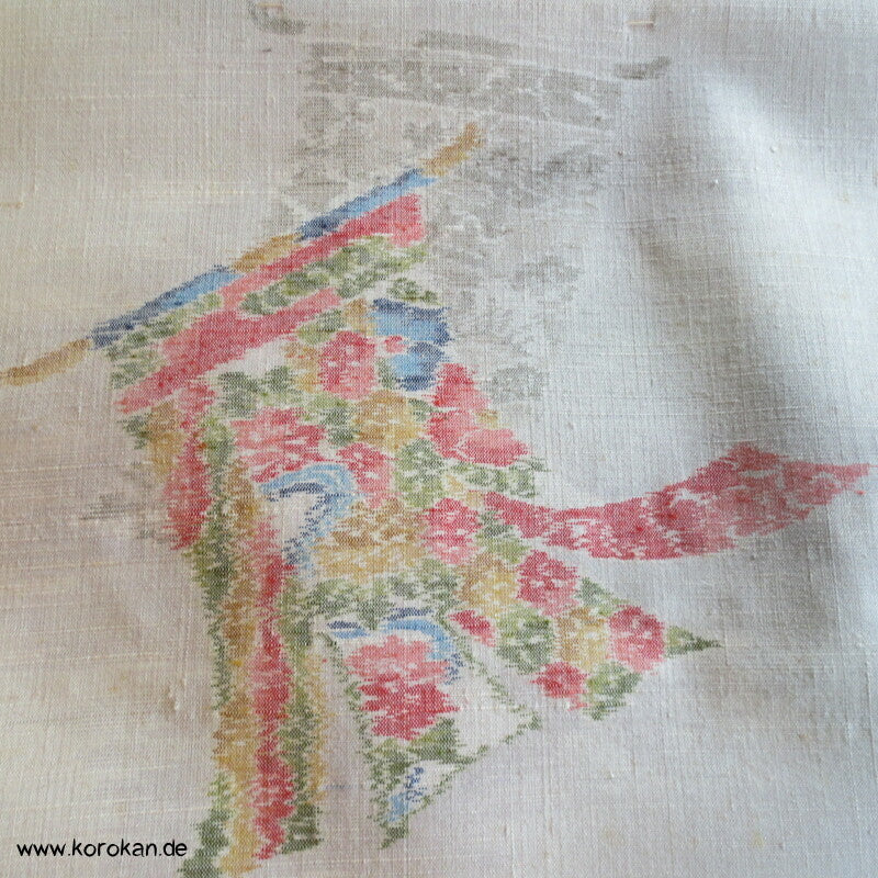 Tanmono Kimono Stoffrolle bunte Kasuri Kicho mit Schattenwurf in natur