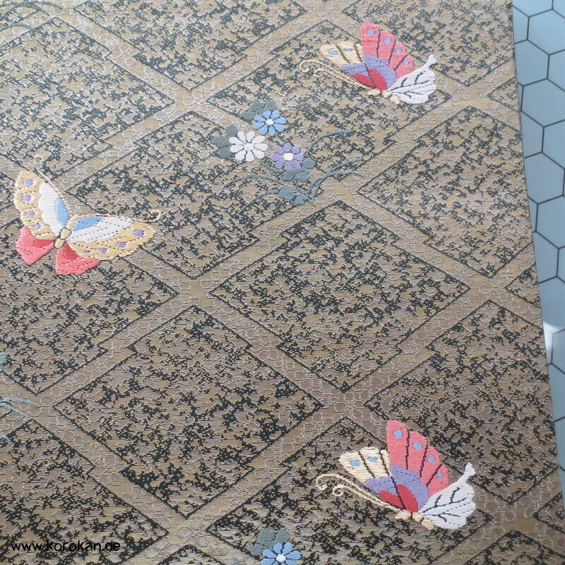 Schmetterlinge auf Matzukawabishi Fukuro Obi Seidenbrokat Kimonogürtel