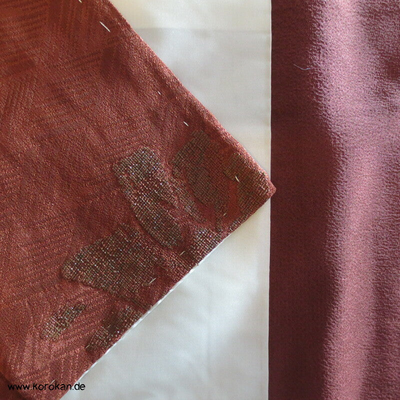 rostbrauner Seiden Jacquard - Higaki mit Blumen Komon Kimono