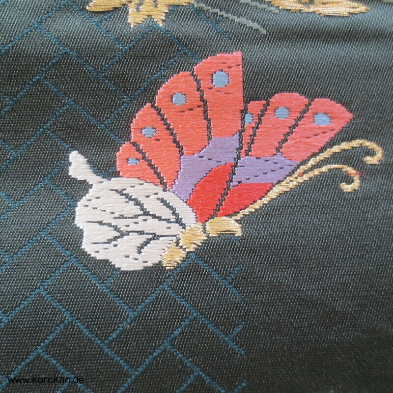 Schmetterlinge auf Matzukawabishi Fukuro Obi Seidenbrokat Kimonogürtel