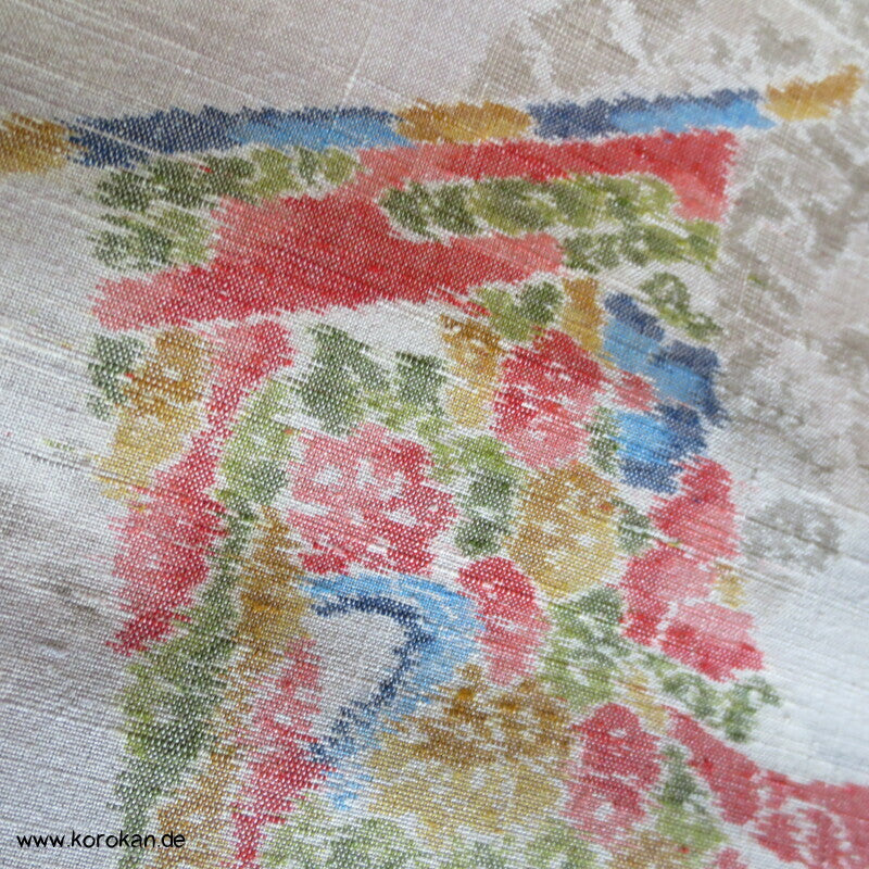 Tanmono Kimono Stoffrolle bunte Kasuri Kicho mit Schattenwurf in natur