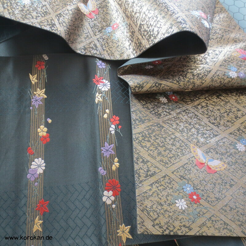 Schmetterlinge auf Matzukawabishi Fukuro Obi Seidenbrokat Kimonogürtel