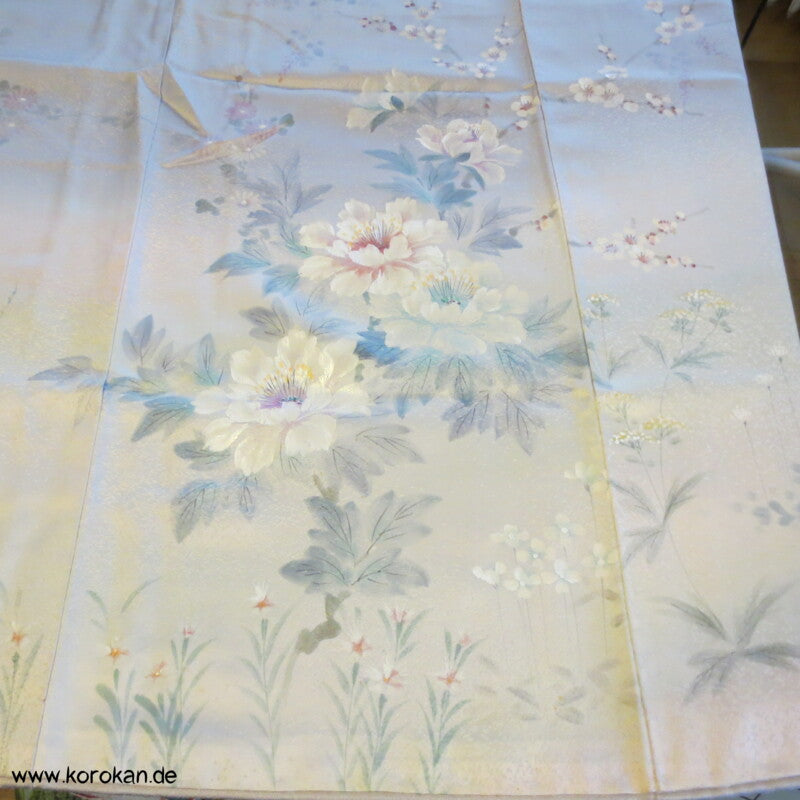 handgemaltem Künstler Blütenmeer Homongi Seidendamast Kimono