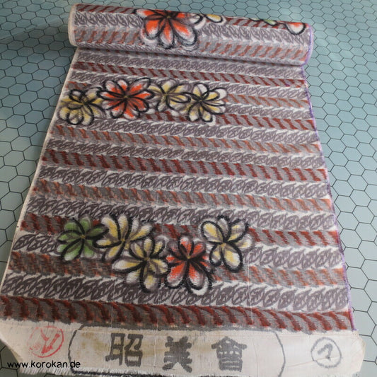 Blüten und Blätterstreifen Meisen Kimono Seide