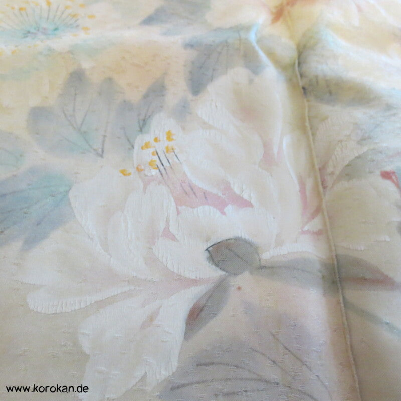 handgemaltem Künstler Blütenmeer Homongi Seidendamast Kimono