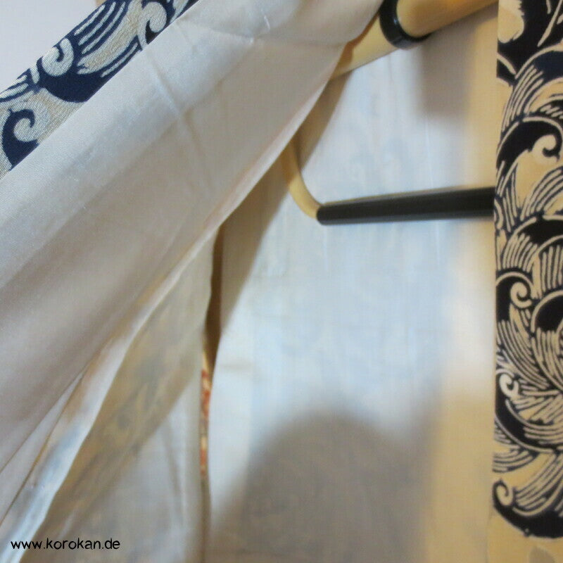 Rangiku Chrysanthemen Komon Kimono dicker Seiden Crepe