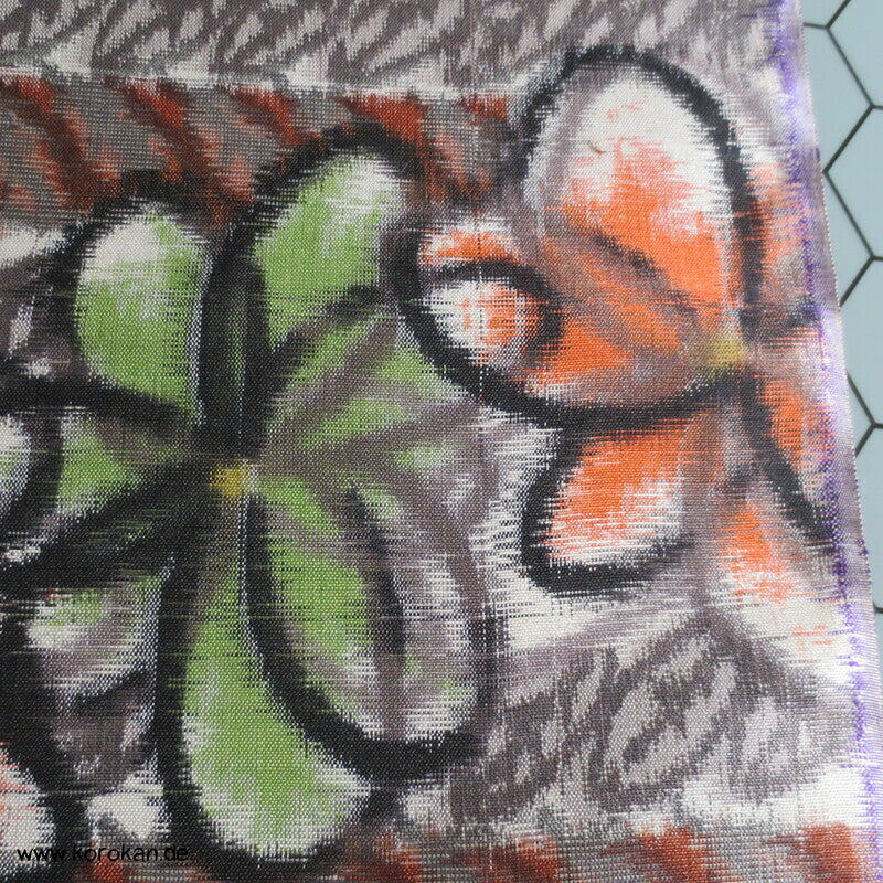 Blüten und Blätterstreifen Meisen Kimono Seide