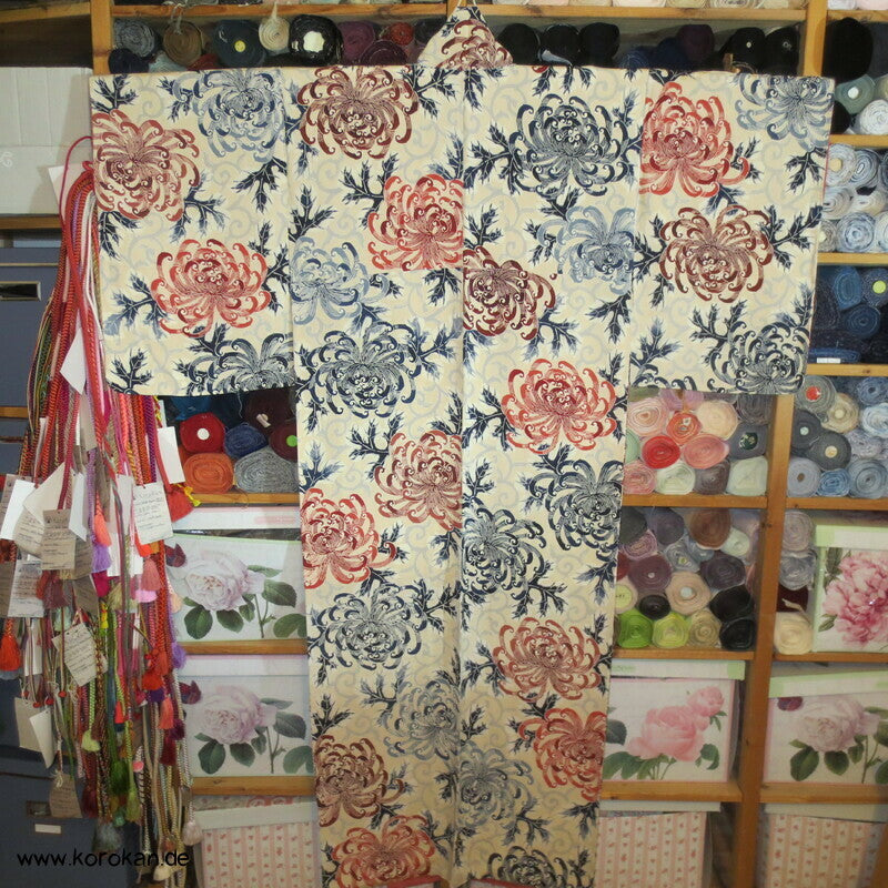 Rangiku Chrysanthemen Komon Kimono dicker Seiden Crepe