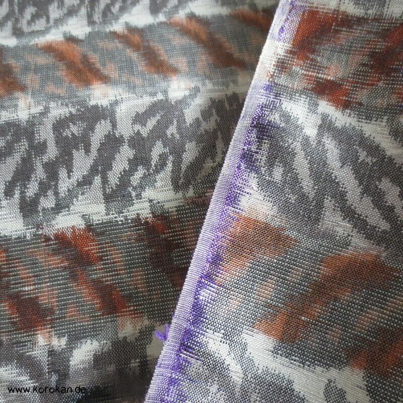 Blüten und Blätterstreifen Meisen Kimono Seide