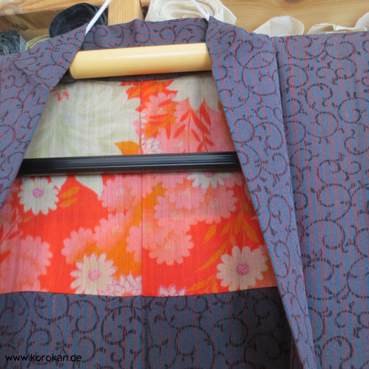 Karakusa Arabesken Haori - Kimono Jacke Seiden Chirimen Crepe