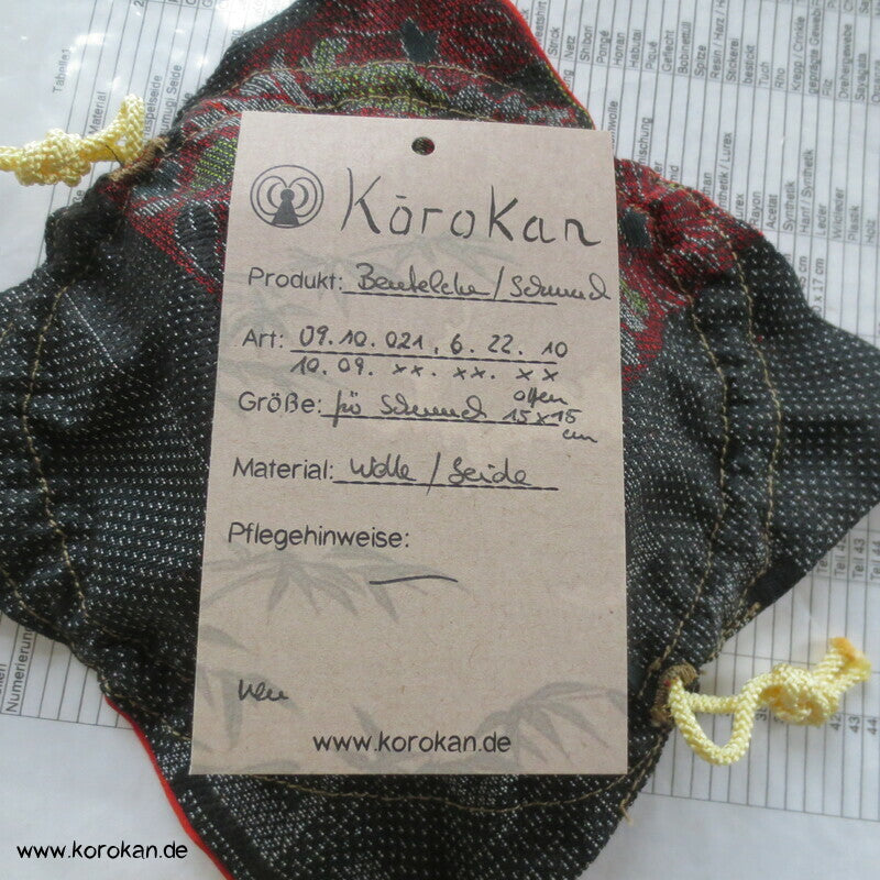 kleiner Zugbeutel - Schmuckbeutelchen, japanische Wolle / Seide