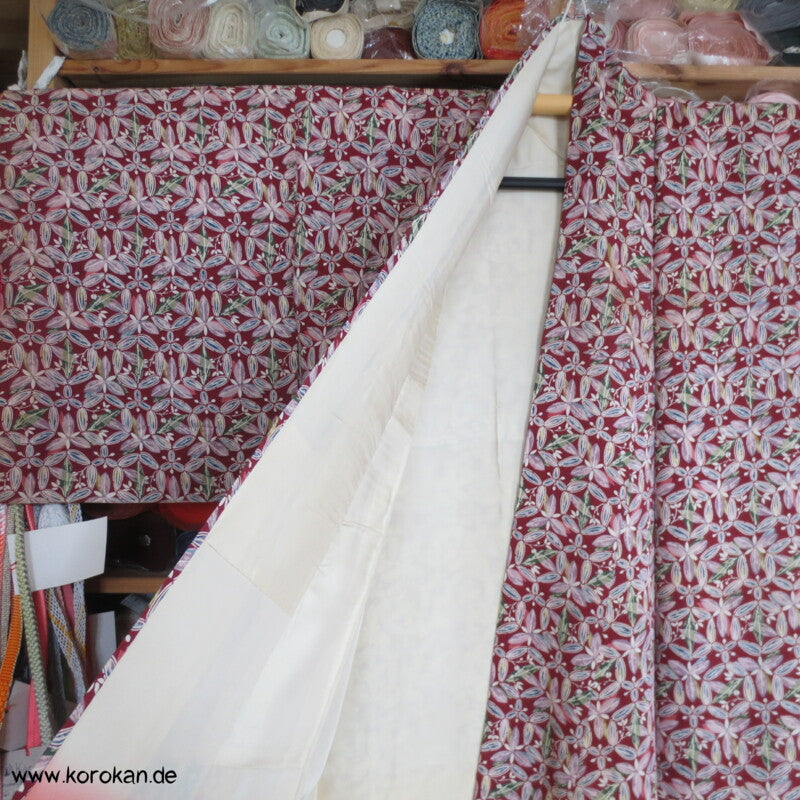 Shippo Muster aus Bambusblättern Komon Kimono