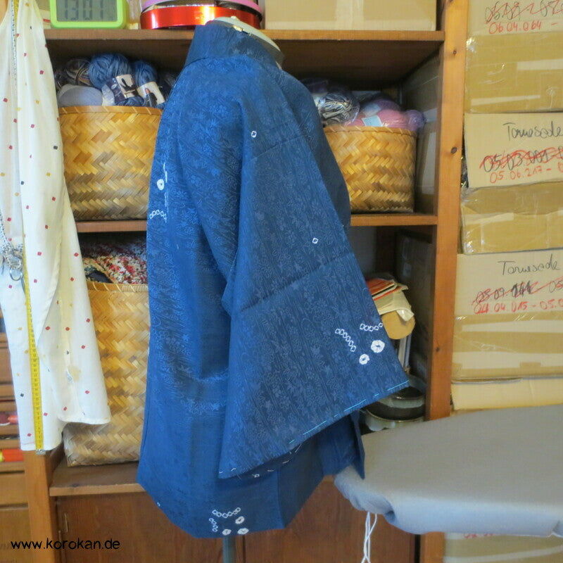 Dochugi Kimono Jacke petrol mit Shibori Elementen auf Damast