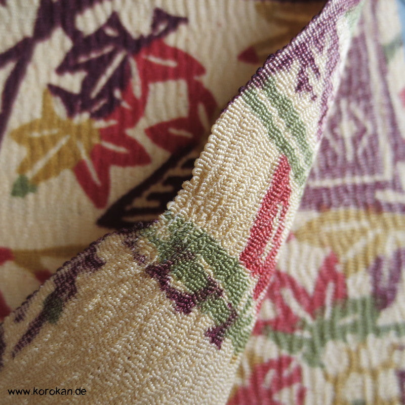 Häuser und Tempel Vignetten Druck Kimono Wollcrepe