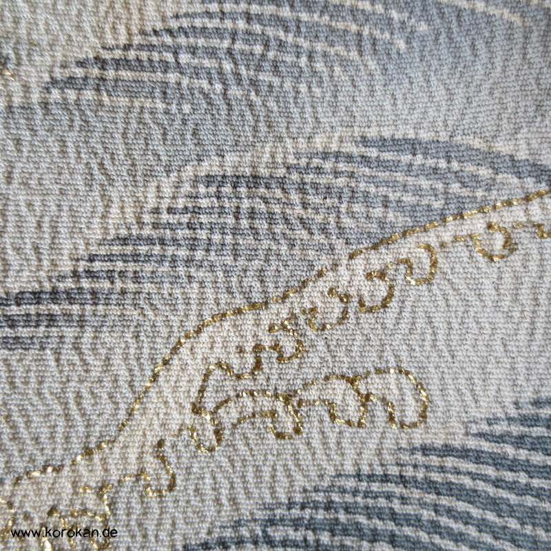 Gräser auf Grau Homongi Kimono, dezente Farbstellung