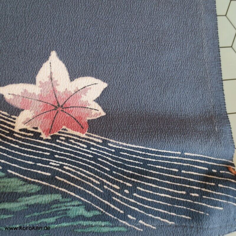 Fluss Ahornblatt Chirimen Crepe Seide, Araihari Homongi Kimono