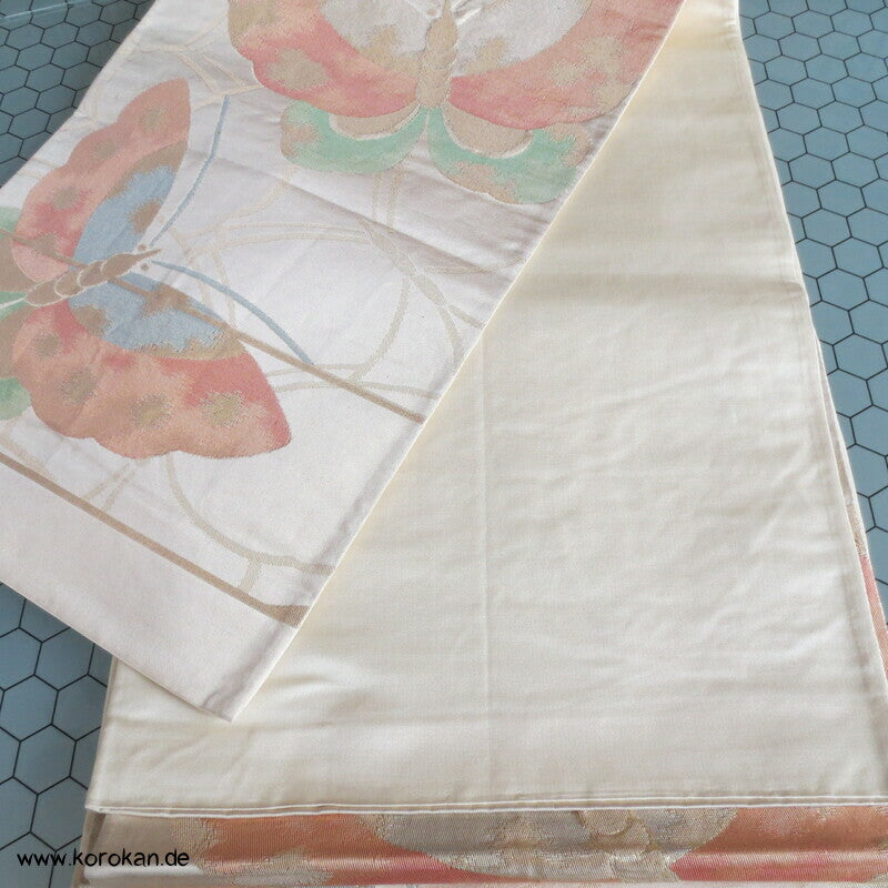 pastellige Schmetterlinge Fukuro Obi Seidenbrokat Kimonogürtel