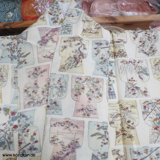 Kimonos als Muster - pastellfarbener Komon Seidencrepe