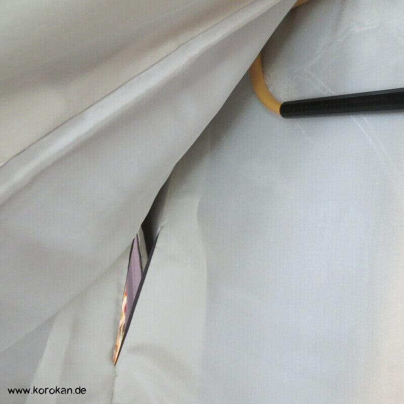 Kiefer und Bambus auf grau Seidencrepe Homongi Kimono