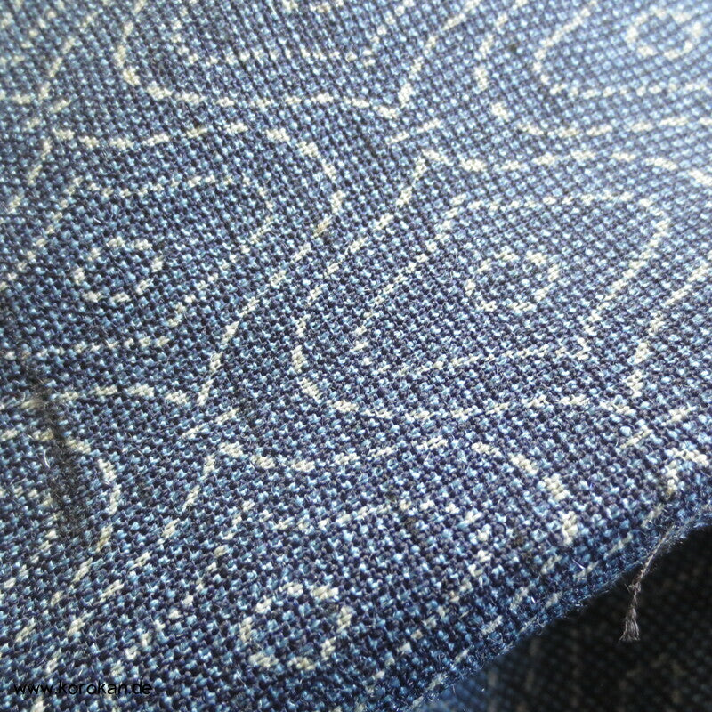 Sattelrock Woll Kimono Stoffreste Tatewaku auf blau, Bindeverschluss